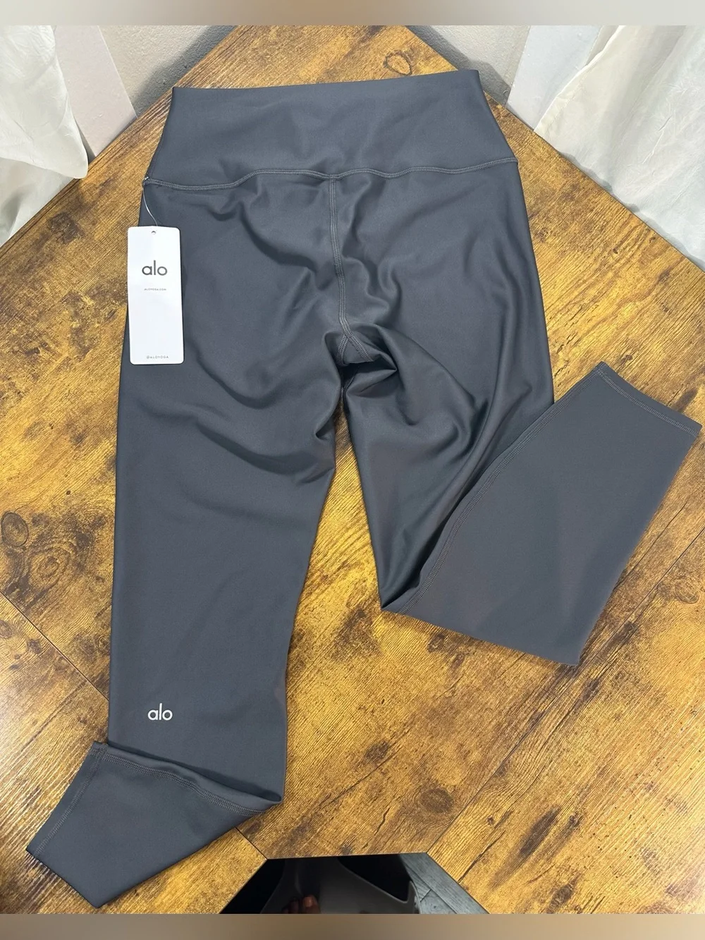 ALO Yoga 7/8 High-Waist Airlift Legging, Anthracite Dark Gray, Large NWT